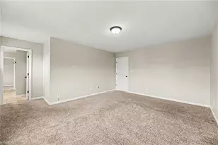 512 Paul Kennedy Rd, Thomasville, NC 27360 - Photo 10