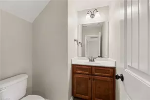 512 Paul Kennedy Rd, Thomasville, NC 27360 - Photo 14