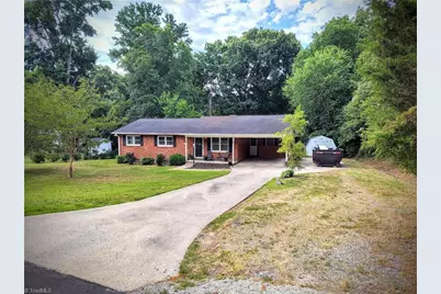 1003 Hillcrest Drive, Thomasville, NC 27360 - Photo 28