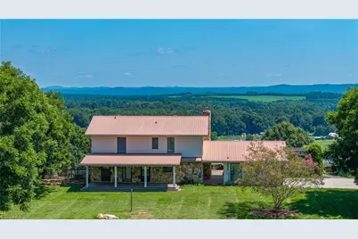 6350 Roscoe Road, Denton, NC 27239 - Photo 2