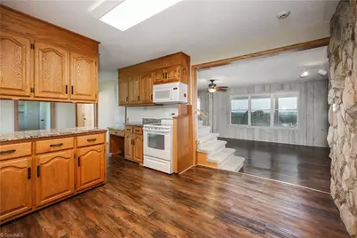 6350 Roscoe Road, Denton, NC 27239 - Photo 12