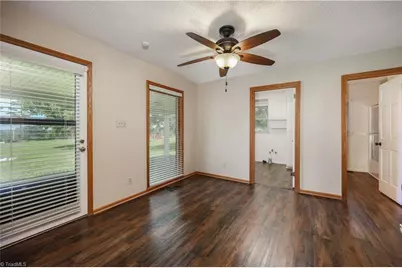 6350 Roscoe Road, Denton, NC 27239 - Photo 16