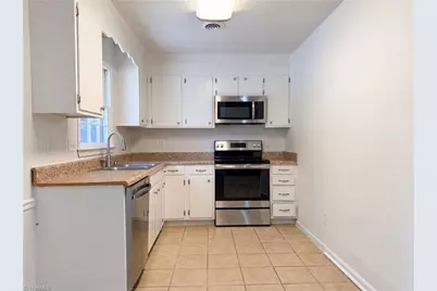 4708 Chaucer Drive, Greensboro, NC 27407 - Photo 2