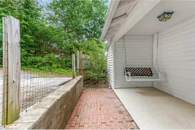 949 Hutton Street, Winston-Salem, NC 27101 - Photo 36
