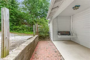 949 Hutton St, Winston-Salem, NC 27101 - Photo 36