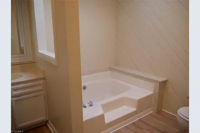 5352 Larch Court, Winston-Salem, NC 27104 - Photo 8