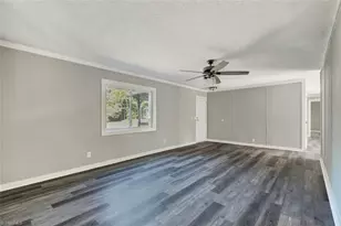 2202 Woodfield Dr, Sophia, NC 27350 - Photo 8