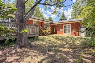 1303 Briarcliff Rd, Burlington, NC 27215 - Photo 6