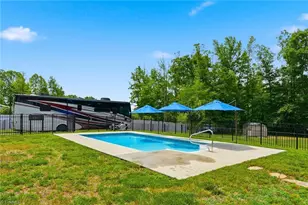 1153 Town Creek Rd, Eden, NC 27288 - Photo 6