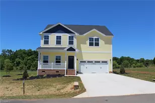 3608 Steeplegate Ct, Burlington, NC 27215 - Photo 2