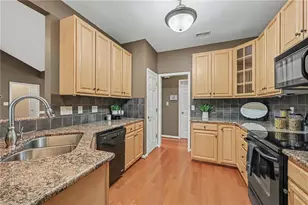 1163 Double Pond Ln, High Point, NC 27265 - Photo 10