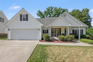 1163 Double Pond Ln, High Point, NC 27265 - Photo 2