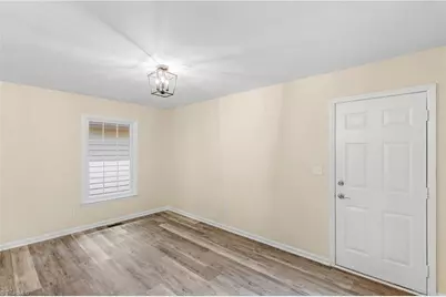 2021 Warwickshire Drive, Greensboro, NC 27455 - Photo 26