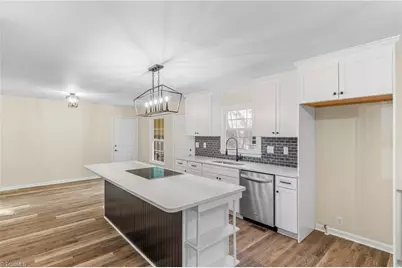 2021 Warwickshire Drive, Greensboro, NC 27455 - Photo 20