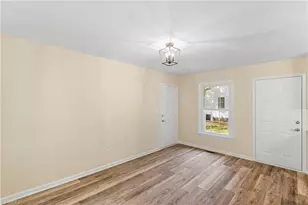 2021 Warwickshire Dr, Greensboro, NC 27455 - Photo 28