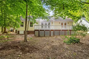 2021 Warwickshire Dr, Greensboro, NC 27455 - Photo 46