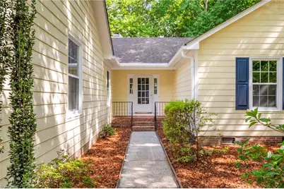 2021 Warwickshire Drive, Greensboro, NC 27455 - Photo 4