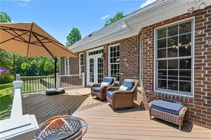 7600 Pond Ct, Kernersville, NC 27284 - Photo 8