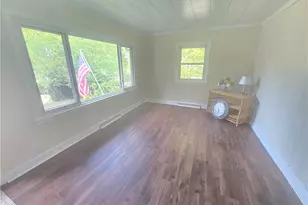 438 Dudley St, Burlington, NC 27217 - Photo 8