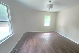 438 Dudley St, Burlington, NC 27217 - Photo 40
