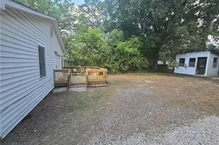 438 Dudley St, Burlington, NC 27217 - Photo 30