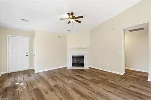 4401 Brecon Ln, Greensboro, NC 27407 - Photo 8