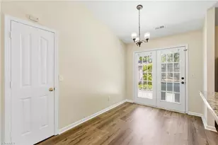 4401 Brecon Ln, Greensboro, NC 27407 - Photo 12