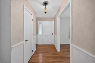 190 Farmbrooke Ln, Winston-Salem, NC 27127 - Photo 4