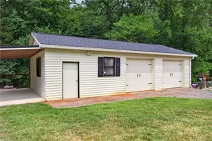 190 Farmbrooke Ln, Winston-Salem, NC 27127 - Photo 30