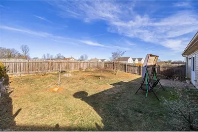 3879 Foliage Drive, Winston-Salem, NC 27101 - Photo 24