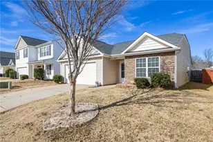 3879 Foliage Dr, Winston-Salem, NC 27101 - Photo 2