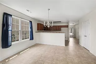 3879 Foliage Dr, Winston-Salem, NC 27101 - Photo 6