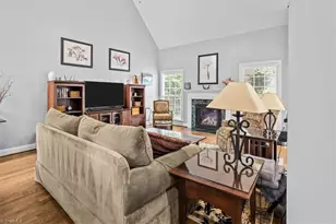 3354 Old Barn Rd, Greensboro, NC 27410 - Photo 8