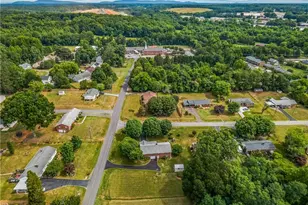 5500 Rozianna Dr, Winston-Salem, NC 27106 - Photo 26