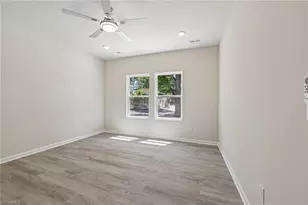 118 N Ireland St, Burlington, NC 27217 - Photo 20