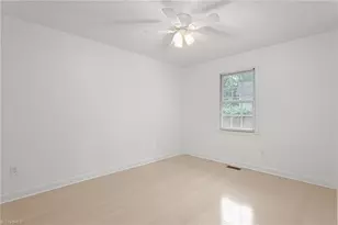 319 Westridge Dr, Burlington, NC 27215 - Photo 14