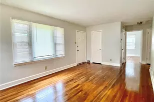 908 Glenwood Ave, Greensboro, NC 27403 - Photo 2