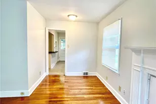 908 Glenwood Ave, Greensboro, NC 27403 - Photo 4