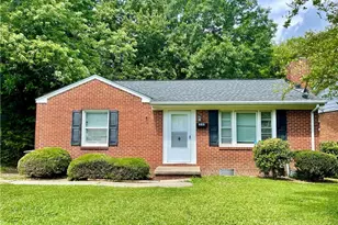 908 Glenwood Ave, Greensboro, NC 27403 - Photo 1