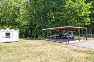 3213 Nc Hwy 14, Reidsville, NC 27320 - Photo 32