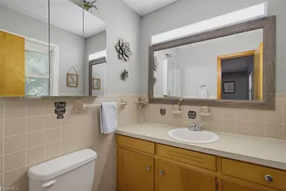 3213 Nc Highway 14, Reidsville, NC 27320 - Photo 18