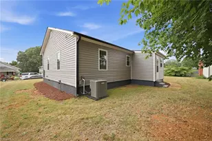 1118 Border St, Burlington, NC 27217 - Photo 24