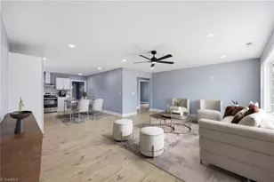 1118 Border St, Burlington, NC 27217 - Photo 2