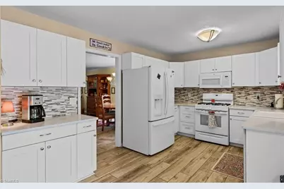 2418 Quaker Landing Road, Greensboro, NC 27455 - Photo 14