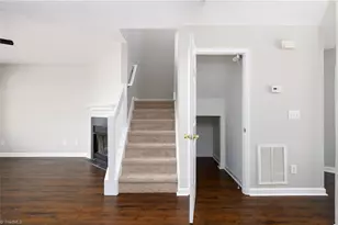 4642 Cross Ridge Ln, Greensboro, NC 27410 - Photo 10