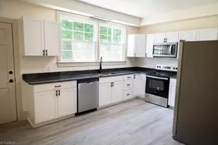 1006 F St, North Wilkesboro, NC 28659 - Photo 26
