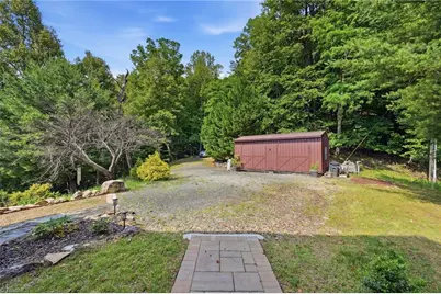 605 Valley View Drive, Purlear, NC 28665 - Photo 38