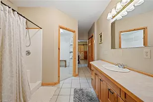 605 Valley View Dr, Purlear, NC 28665 - Photo 28