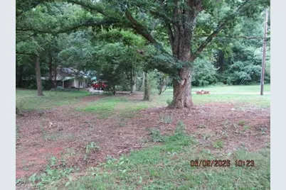 4666 Seward Road, Pfafftown, NC 27040 - Photo 6