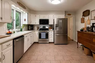 2224 E Old US Hwy 421, Yadkinville, NC 27055 - Photo 10
